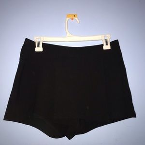 Black fancy skort 🖤